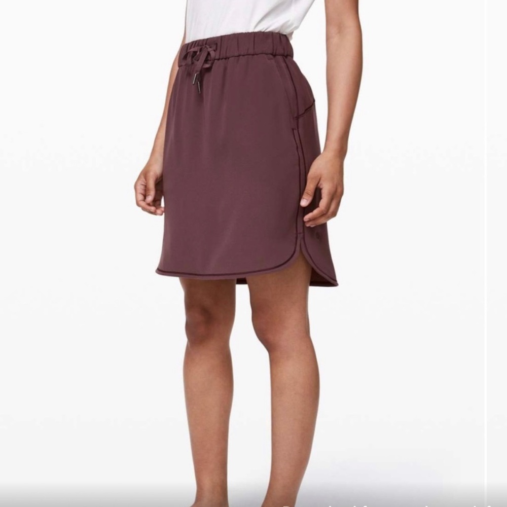 Lululemon on the fly skirt, color: cherry cola, size 6